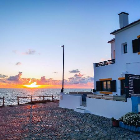 Bed and Breakfast Pequena Baleia Ferrel  Esterno foto