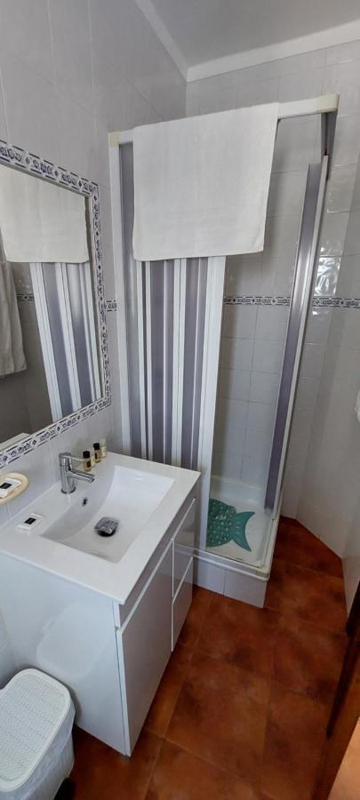 Bed and Breakfast Pequena Baleia Ferrel  Esterno foto