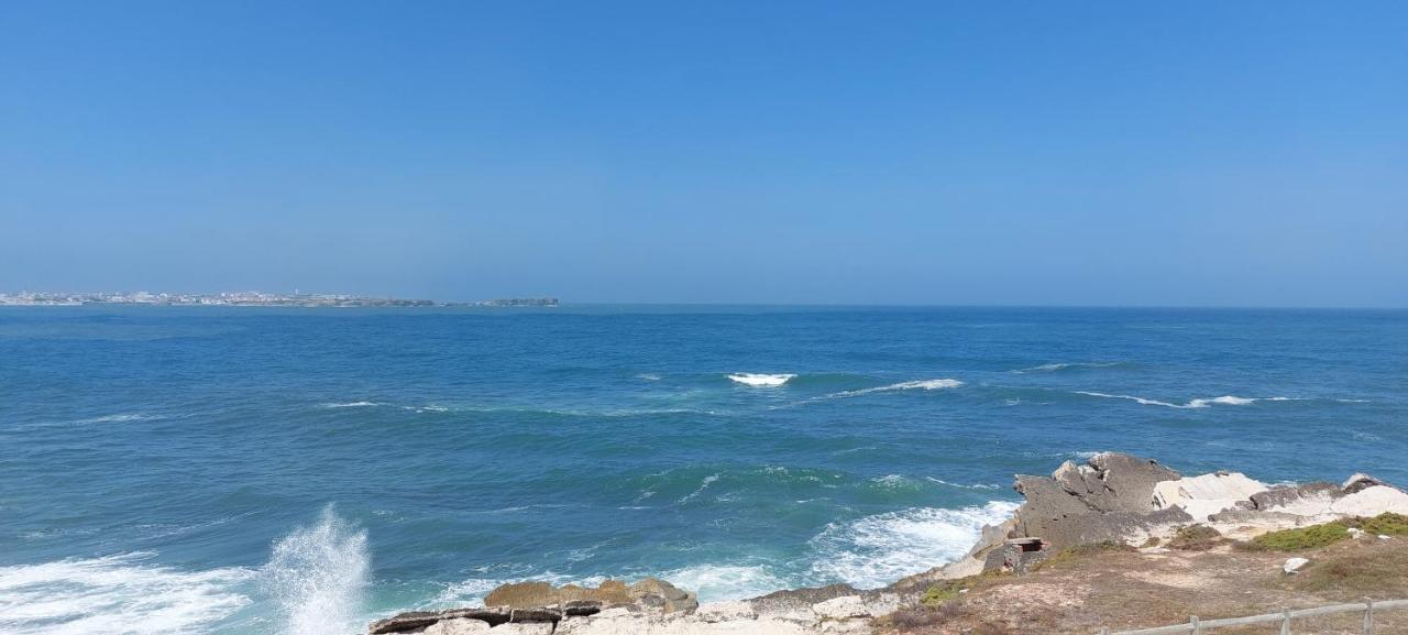 Bed and Breakfast Pequena Baleia Ferrel  Esterno foto