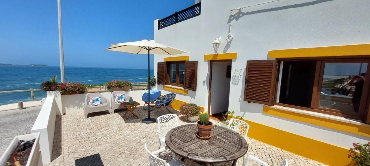 Bed and Breakfast Pequena Baleia Ferrel  Esterno foto