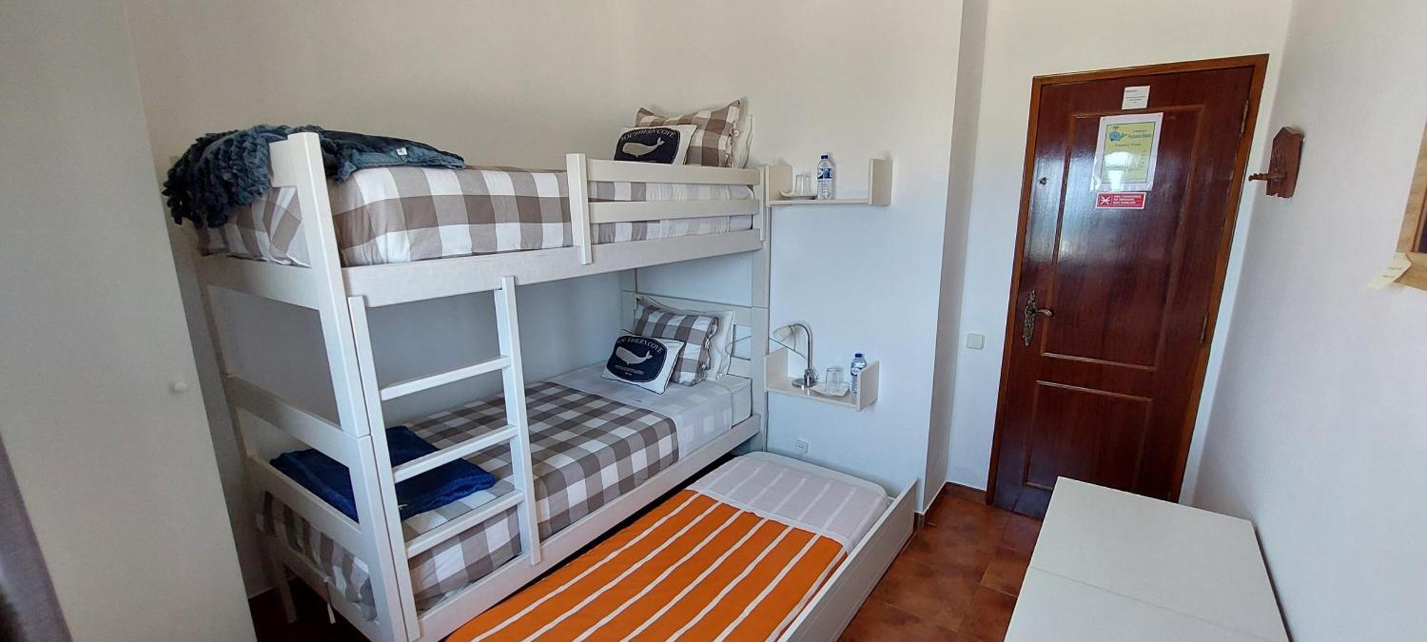 Bed and Breakfast Pequena Baleia Ferrel  Esterno foto